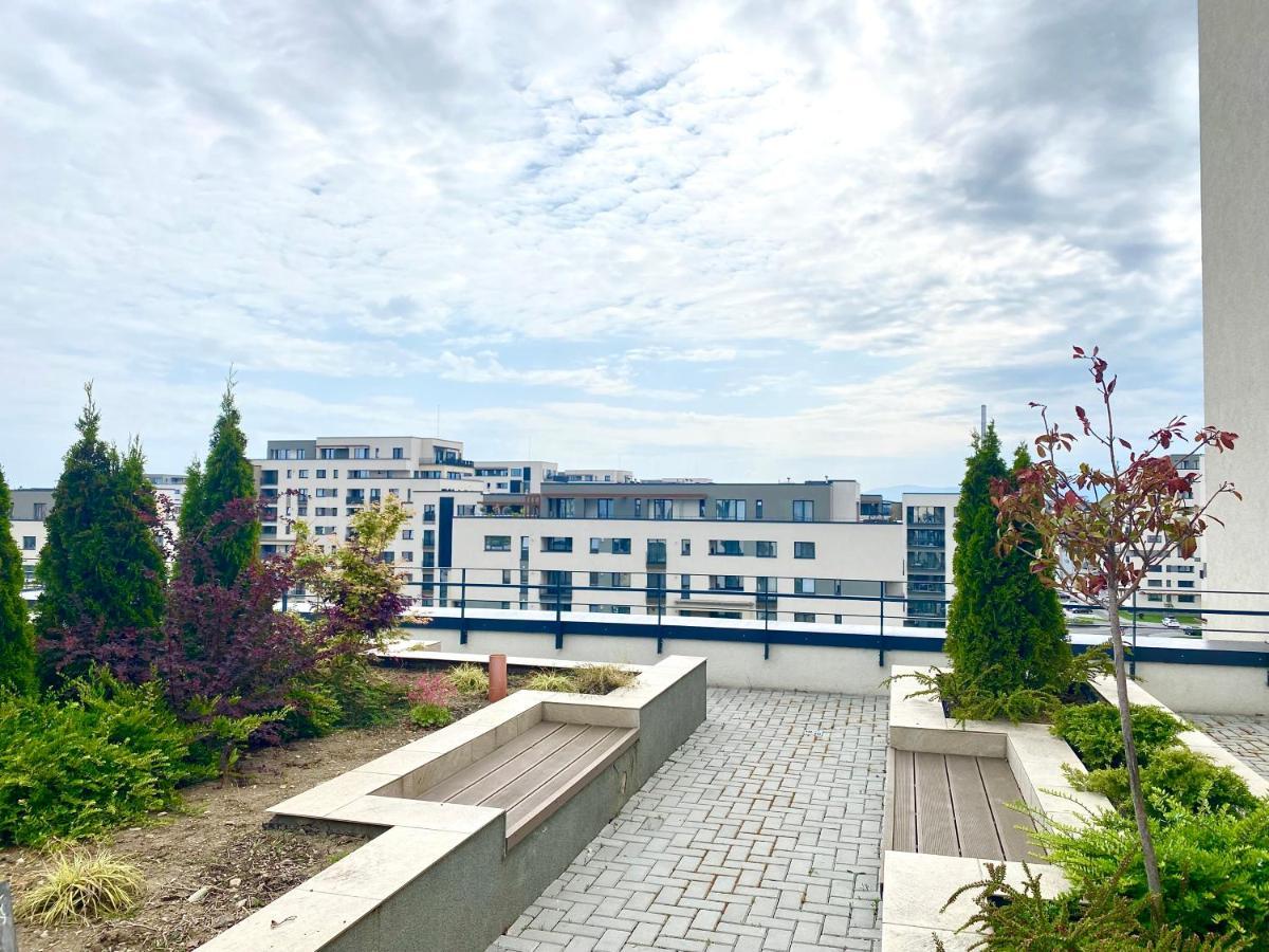 Astoria Apartment - Pet Friendly Braşov Esterno foto