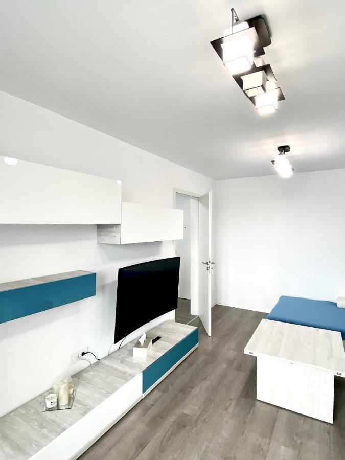 Astoria Apartment - Pet Friendly Braşov Esterno foto