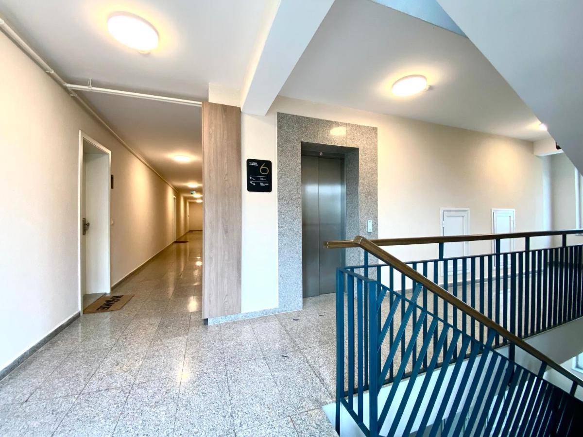 Astoria Apartment - Pet Friendly Braşov Esterno foto