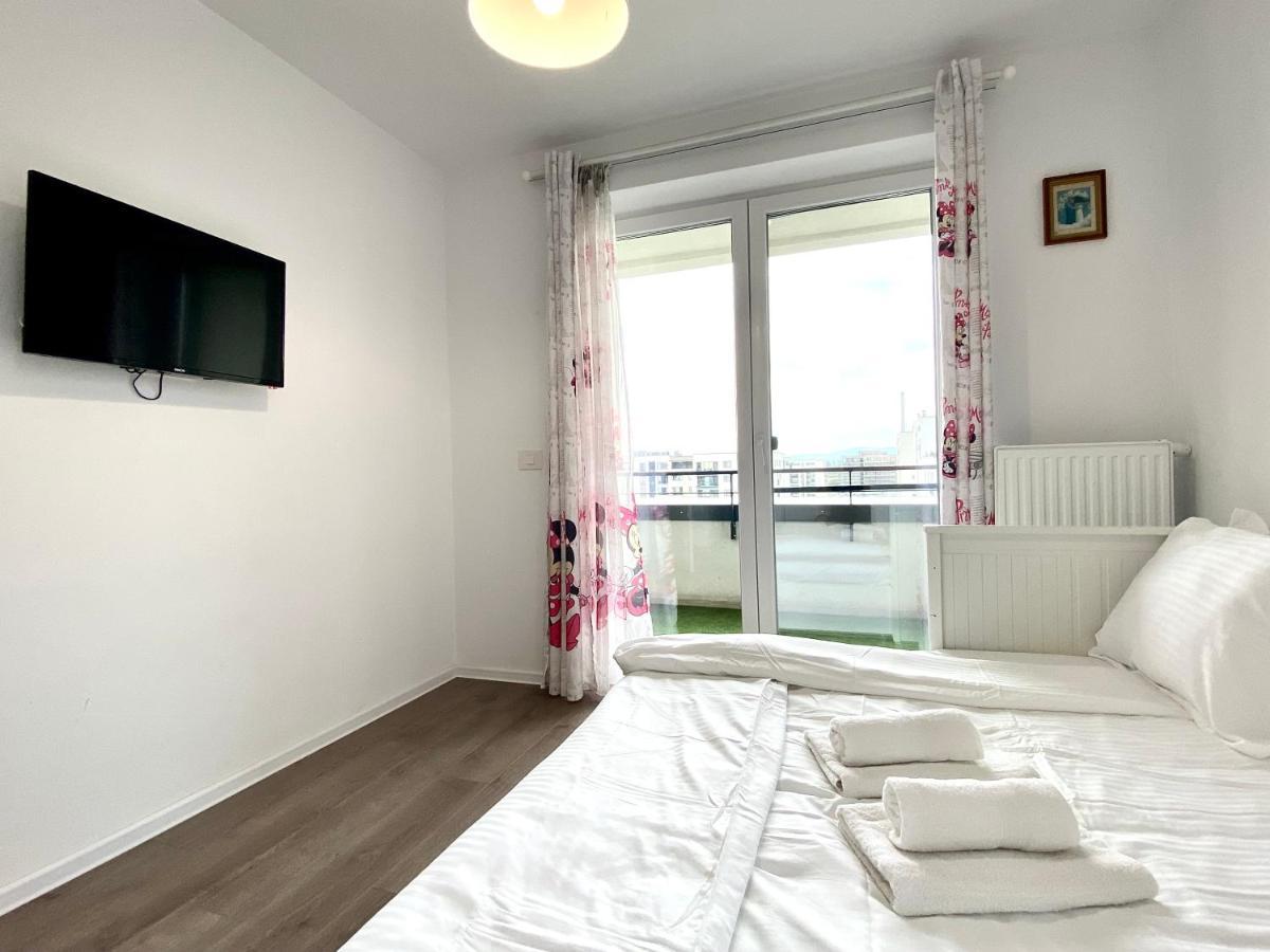 Astoria Apartment - Pet Friendly Braşov Esterno foto